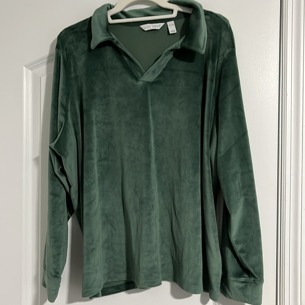 Sport Savvy two piece jogger set in sage green.